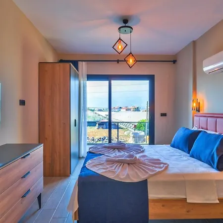 4 Bedroom 2855 费特希耶