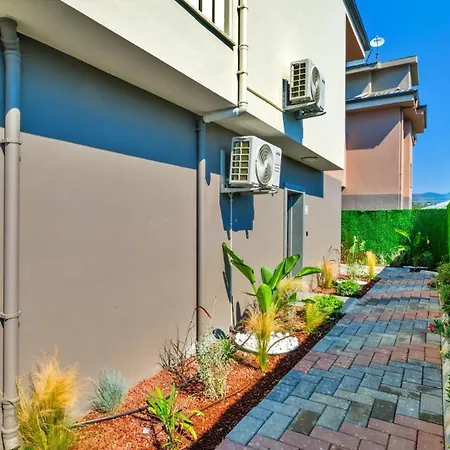 4 Bedroom 2855 别墅
